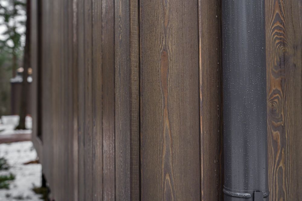 Водосточная система в модульных домах Lignum: защита без компромиссов Водосточная система в модульных домах Lignum: защита без компромиссов